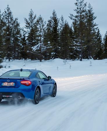 SUBARU-BRZ-lr-33